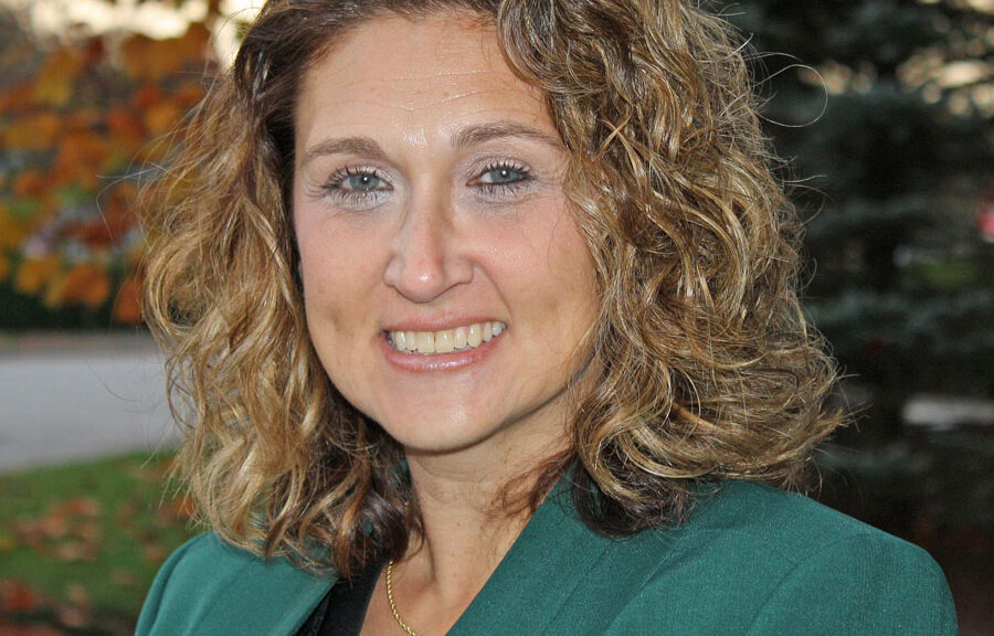 Angela Arria
